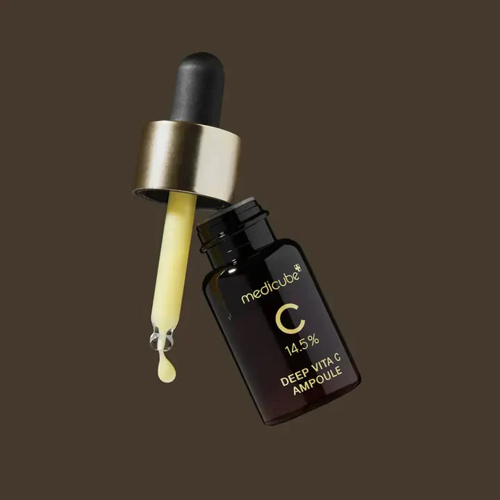 MEDICUBE - DEEP VITA C 3 AMPOULES 10G